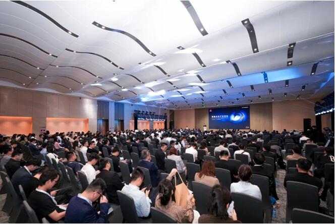 坚持技术创新，华为携手伙伴共促光伏产业高质量发展